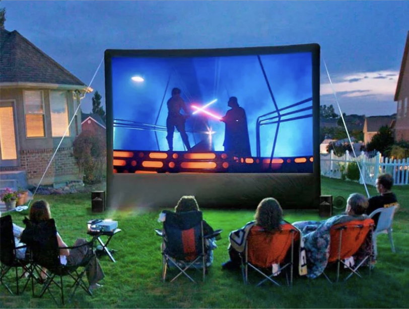 Outdoor-Movie-Screen